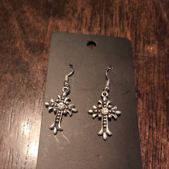 GUN METAL CROSS NECKLACE - EARRINGS SET - Picture 2 of 2